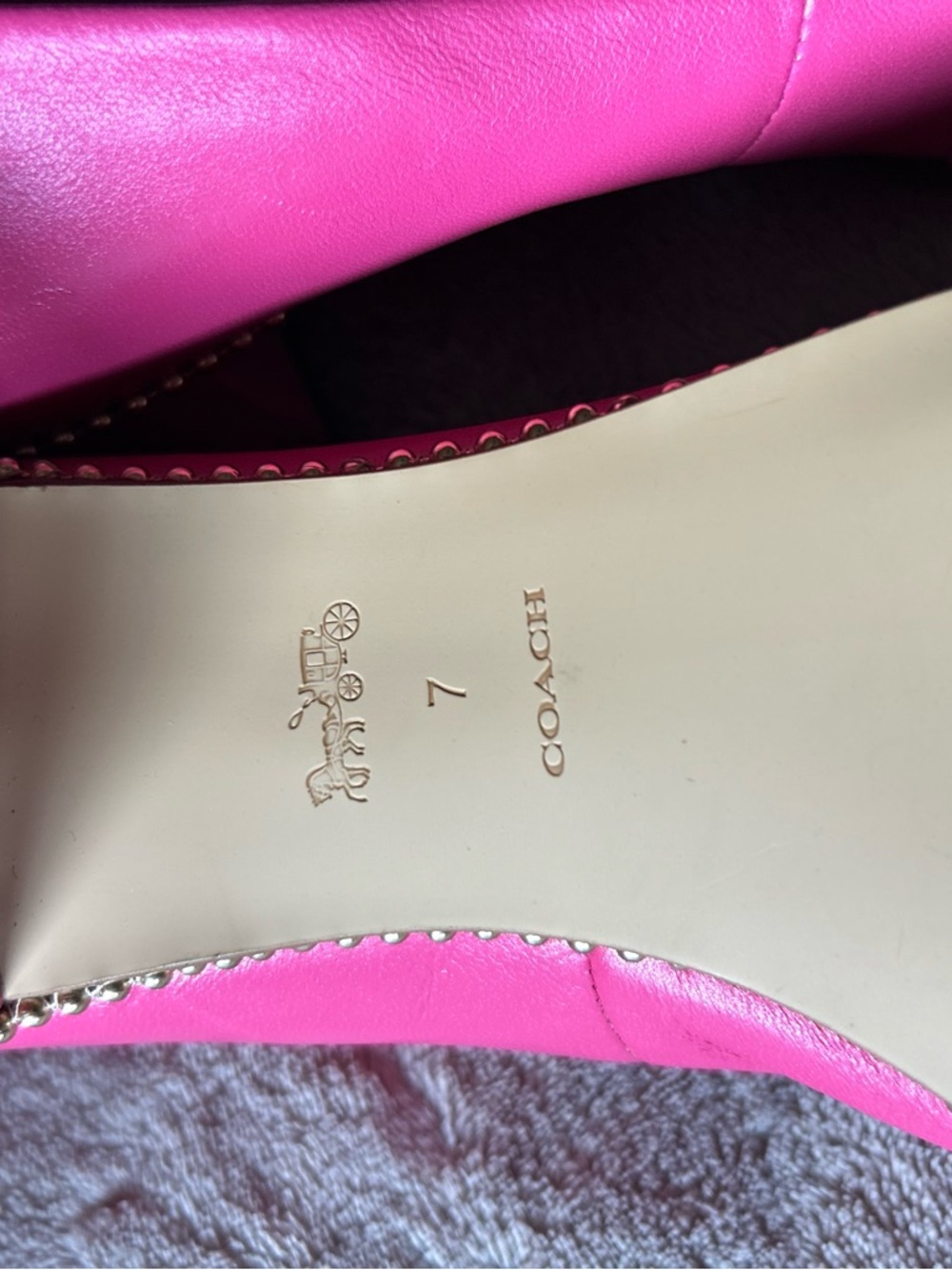 Coach Fuchsia Leather Mid Block Heel Pumps with Gold Chain Trim - Picture 8 of 10